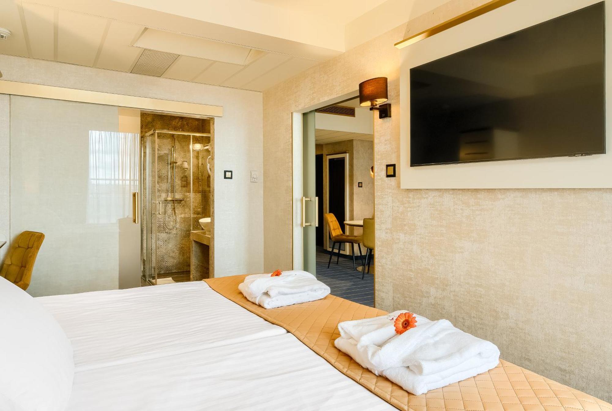 Park Hotel Diament Wroclaw Luaran gambar